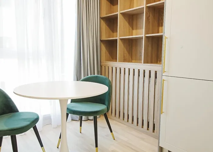 Himson-Green Apartment